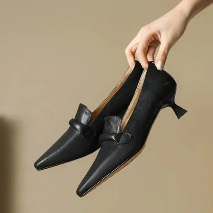 Classic Retro Temperament Low-Heeled Leather Pointed High Heels