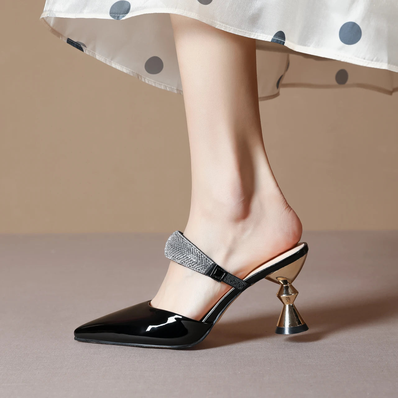 Elegant Round Toe Strange Style High Heels Outdoor Shoes Sandals