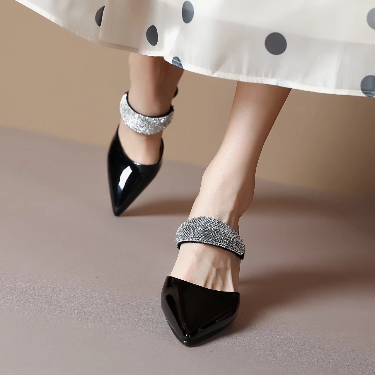 Elegant Round Toe Strange Style High Heels Outdoor Shoes Sandals