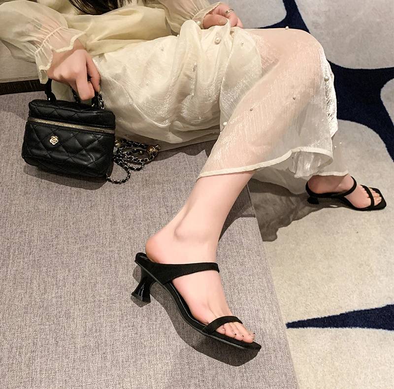 Classic Street Style Leopard Open Toe Slide Thick Square Heel Sandals