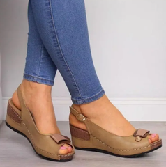 Elegant Buckle Strap Street Style Sewing Peep Toe Platform Wedges Heels Sandals