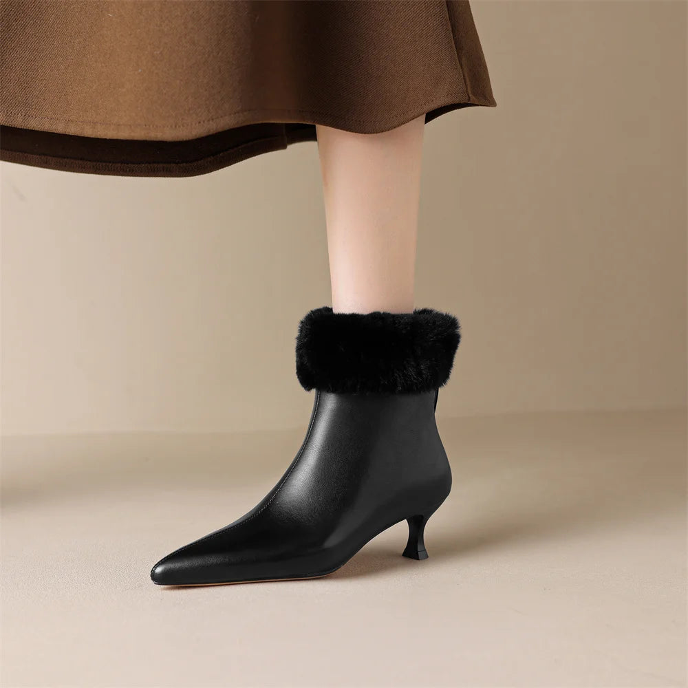 Elegant cow leather rabbit fur pointed toe side zip high quality kitten heel shoe