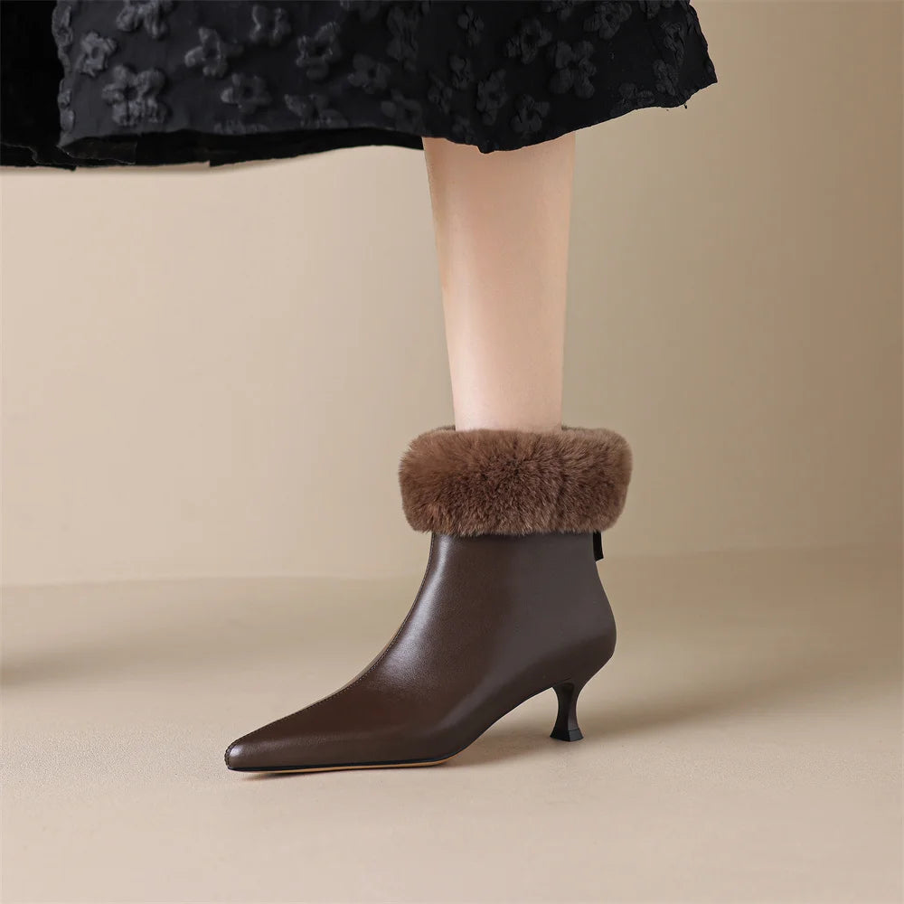 Elegant cow leather rabbit fur pointed toe side zip high quality kitten heel shoe
