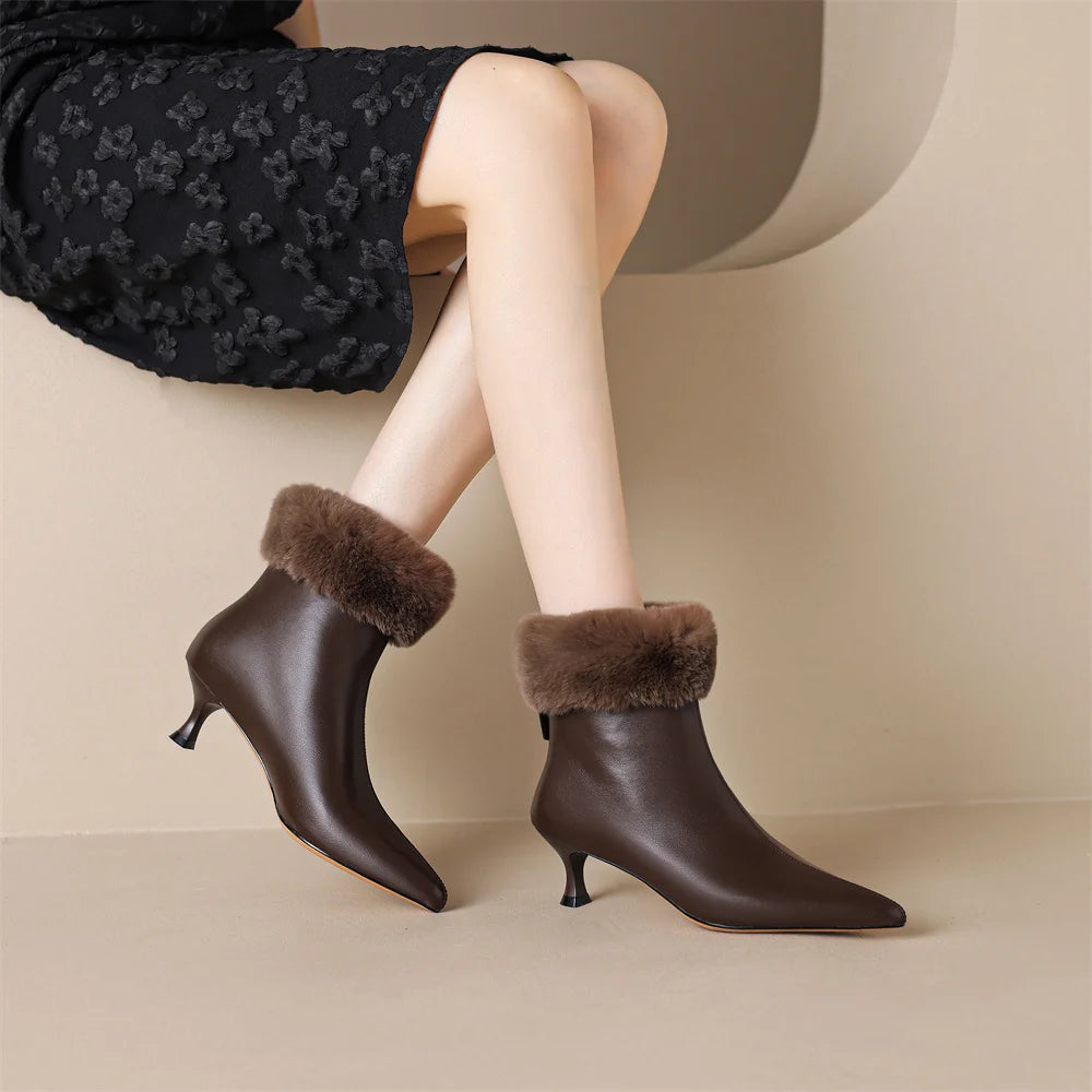 Elegant cow leather rabbit fur pointed toe side zip high quality kitten heel shoe