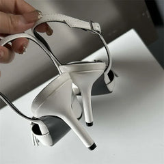 Fashion Belt Buckle Design Narrow Band Pointed Toe Pumps
