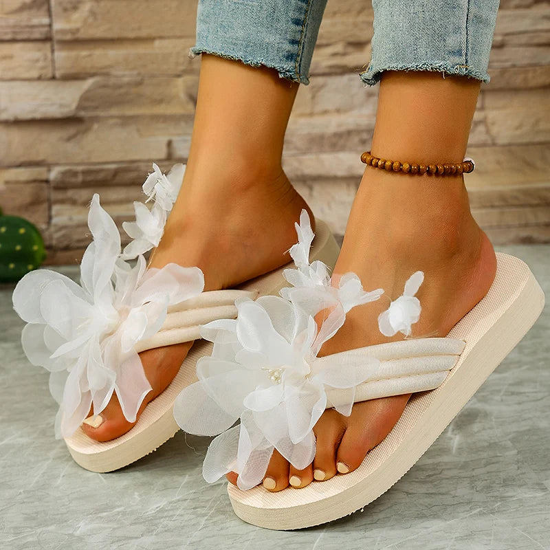 Flower EVA Sole Lightweight Flat Comfortable Beach Style Flip Flops Slippers