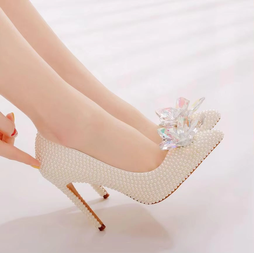 Luxury white rhinestone pearl Pattern shallow Mouth Pointed High Heels Bridal shoes