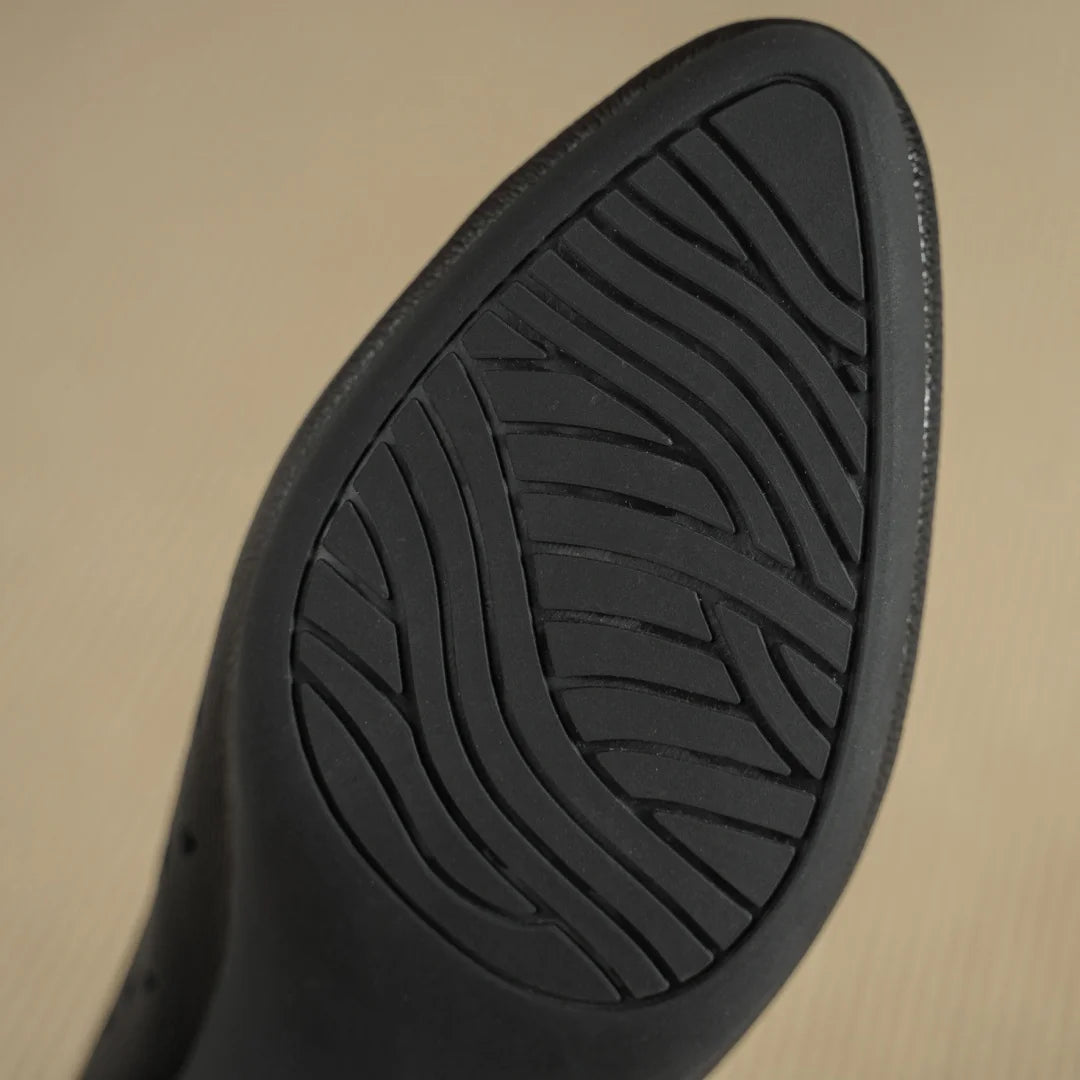 Hollow-Out Sheepskin Pointed Toe Slip-on Breathable Thick Med Heel Pumps