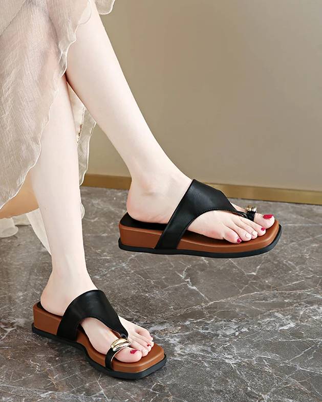 Classic Leather Flip Flops Wedge Walking Ring Toe Outdoor Beach Style Slippers