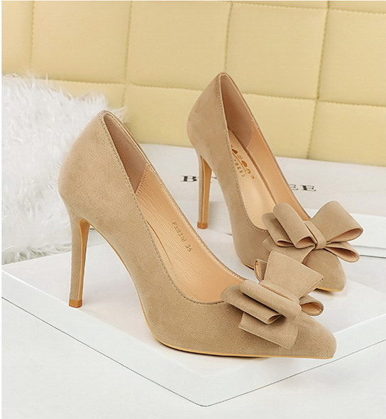 Banquet Bowknot Suede Stilettos Pumps High Heels