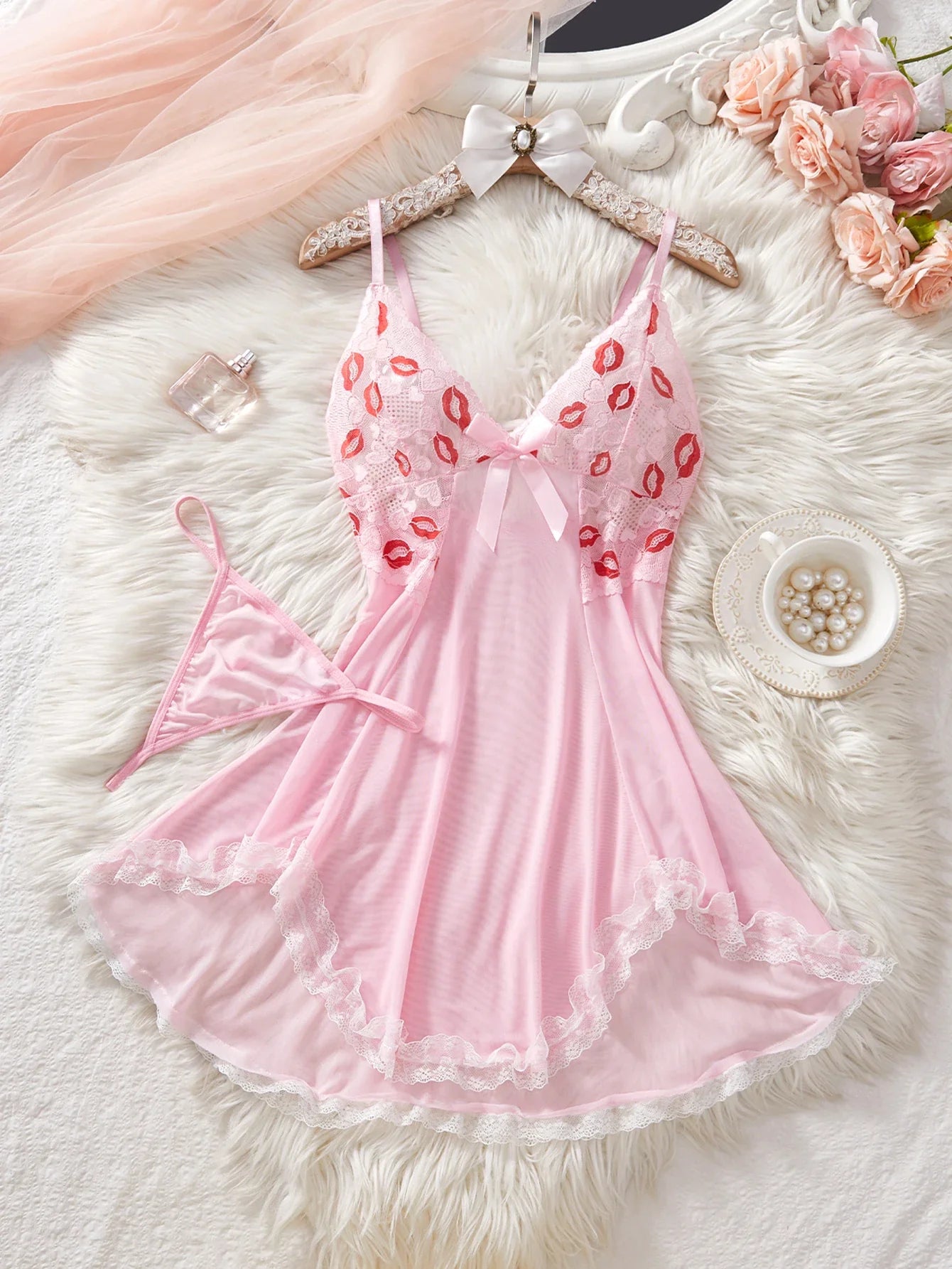 Pink Lips Transparent Bra Erotic Sets Fairy Lingerie See Through Lace Nightdress Delicate Ultra Nighty With Thong
