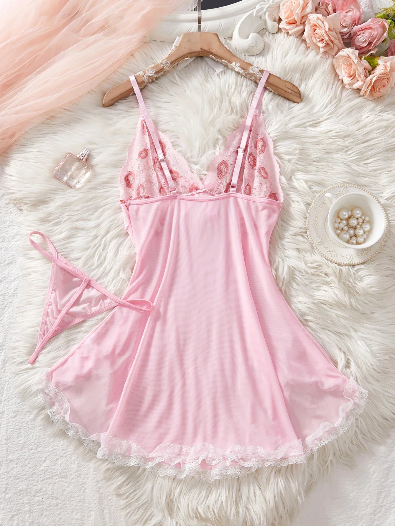 Pink Lips Transparent Bra Erotic Sets Fairy Lingerie See Through Lace Nightdress Delicate Ultra Nighty With Thong