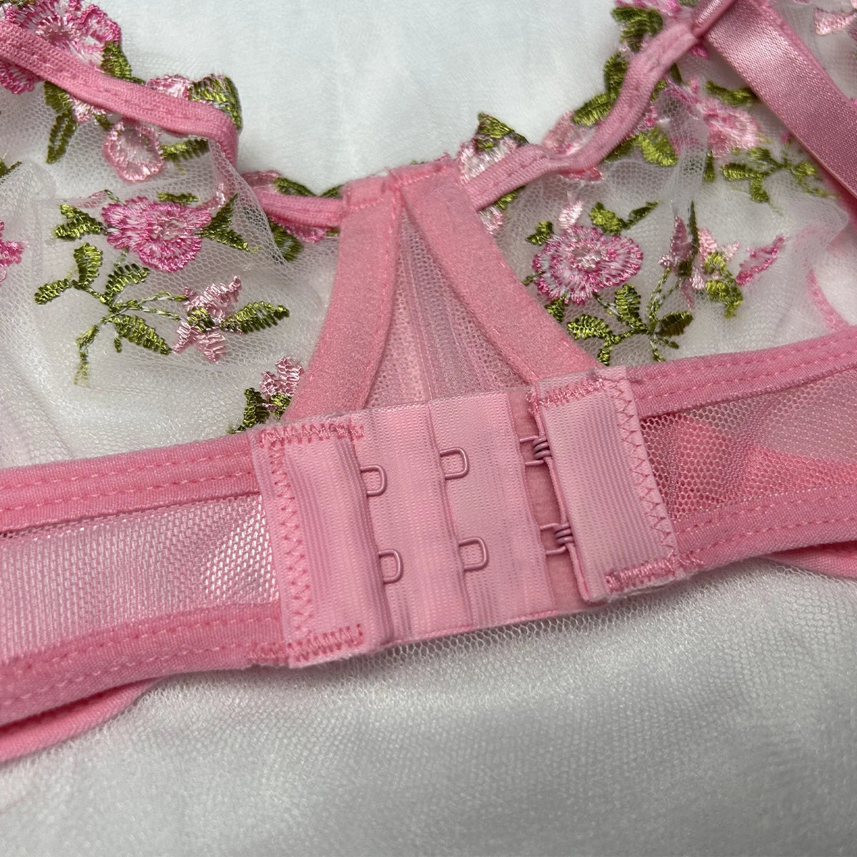 Pink Lingerie Woman Lace Transparent Underwear Fairy Embroidery Brief Sets Delicate Bra Panties Kits Erotic Breves Sets
