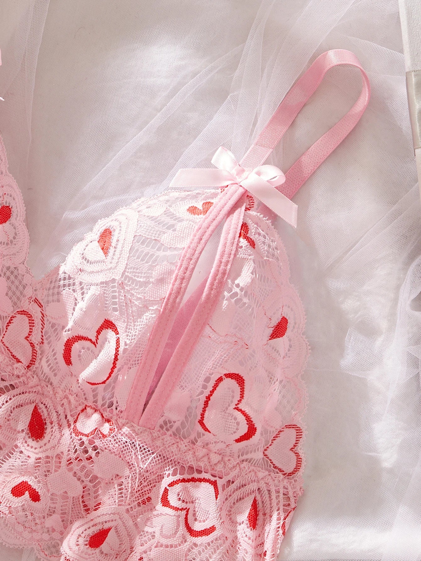 Plus Size Lace Bra And Panty Set Heart Print Hollow Out Slim Fit High Waisted Bow Erotic Open Crotch Lingerie