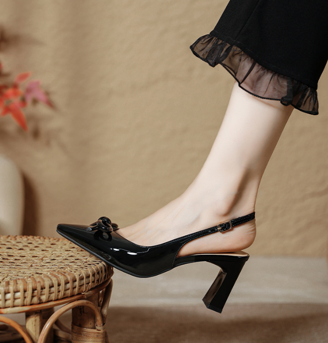 Formal Genuine Personality Leather Buckle Square Toe Thick Sandals