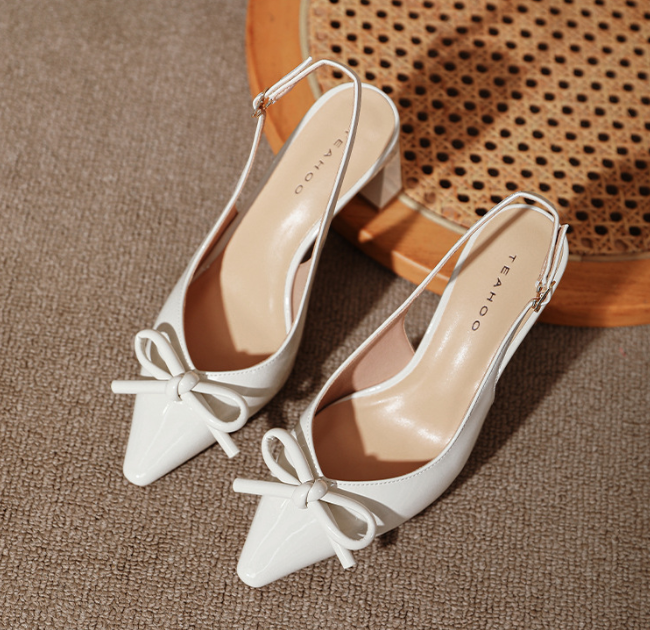 Formal Genuine Personality Leather Buckle Square Toe Thick Sandals