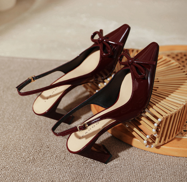 Formal Genuine Personality Leather Buckle Square Toe Thick Sandals