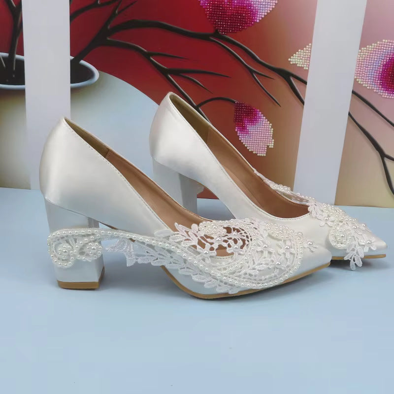 Thin Heel Pointed Toe Fashion hallow Pattern Wedding High Pumps