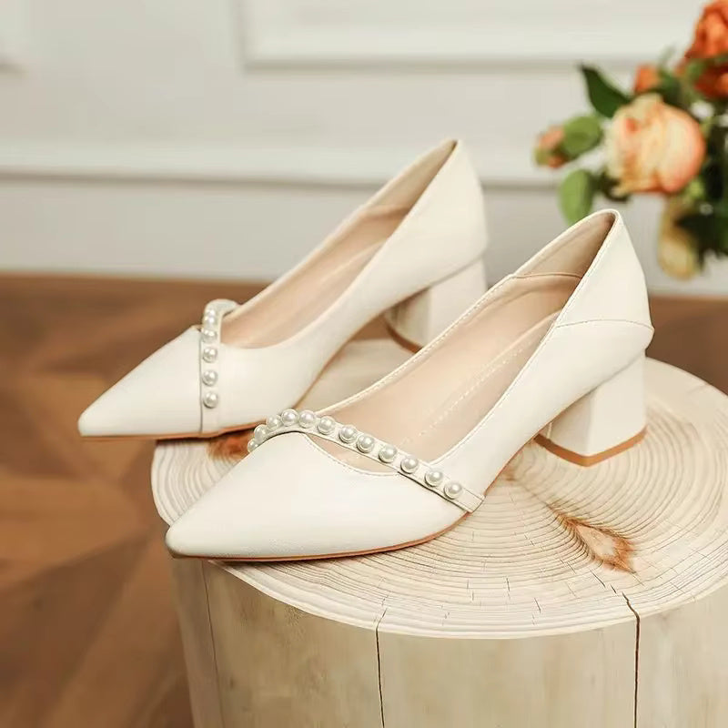Pearl Pattern Shallow With Medium Heels Pointed Toe Bride Shoe