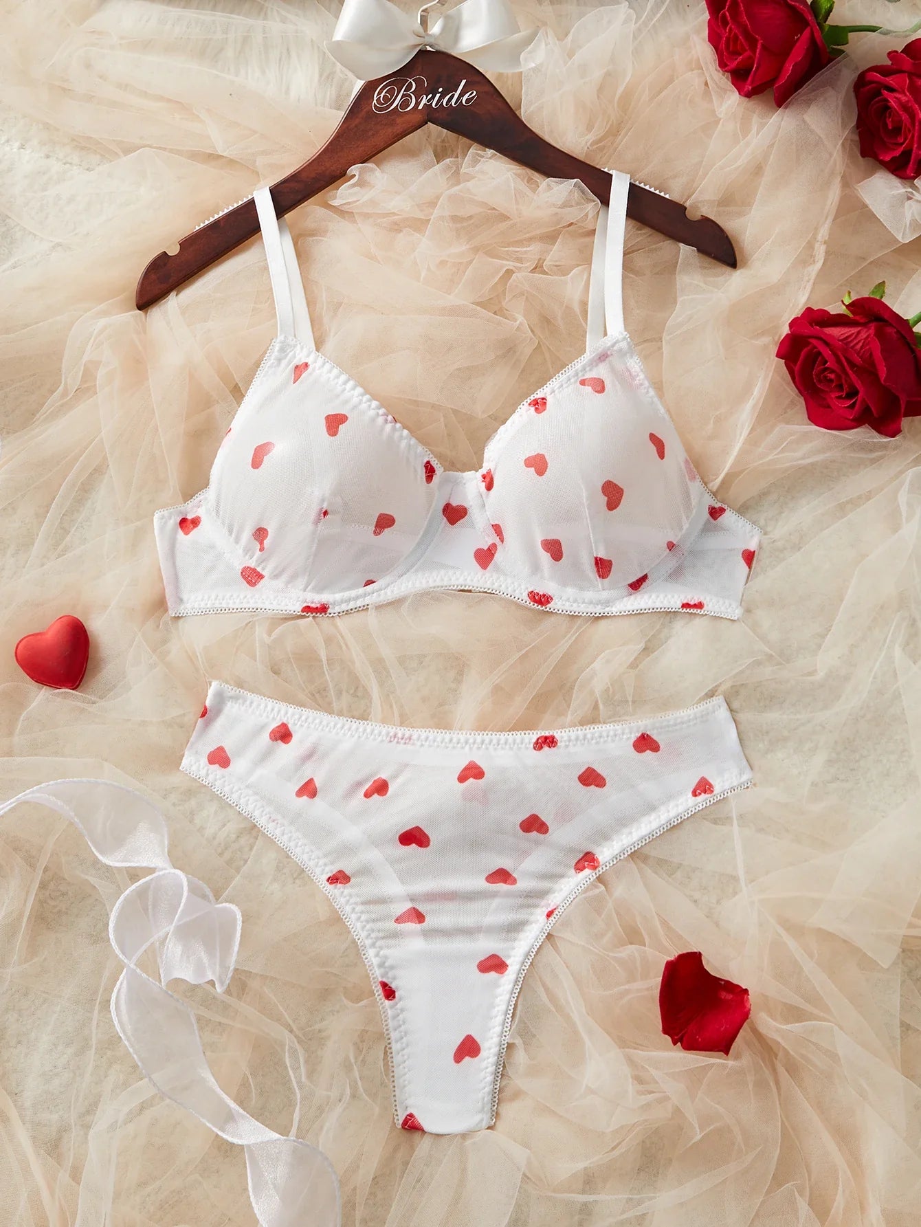 Alluring Romantic Lace Thin Straps Bra And Briefs Set With Adjustable Back Com