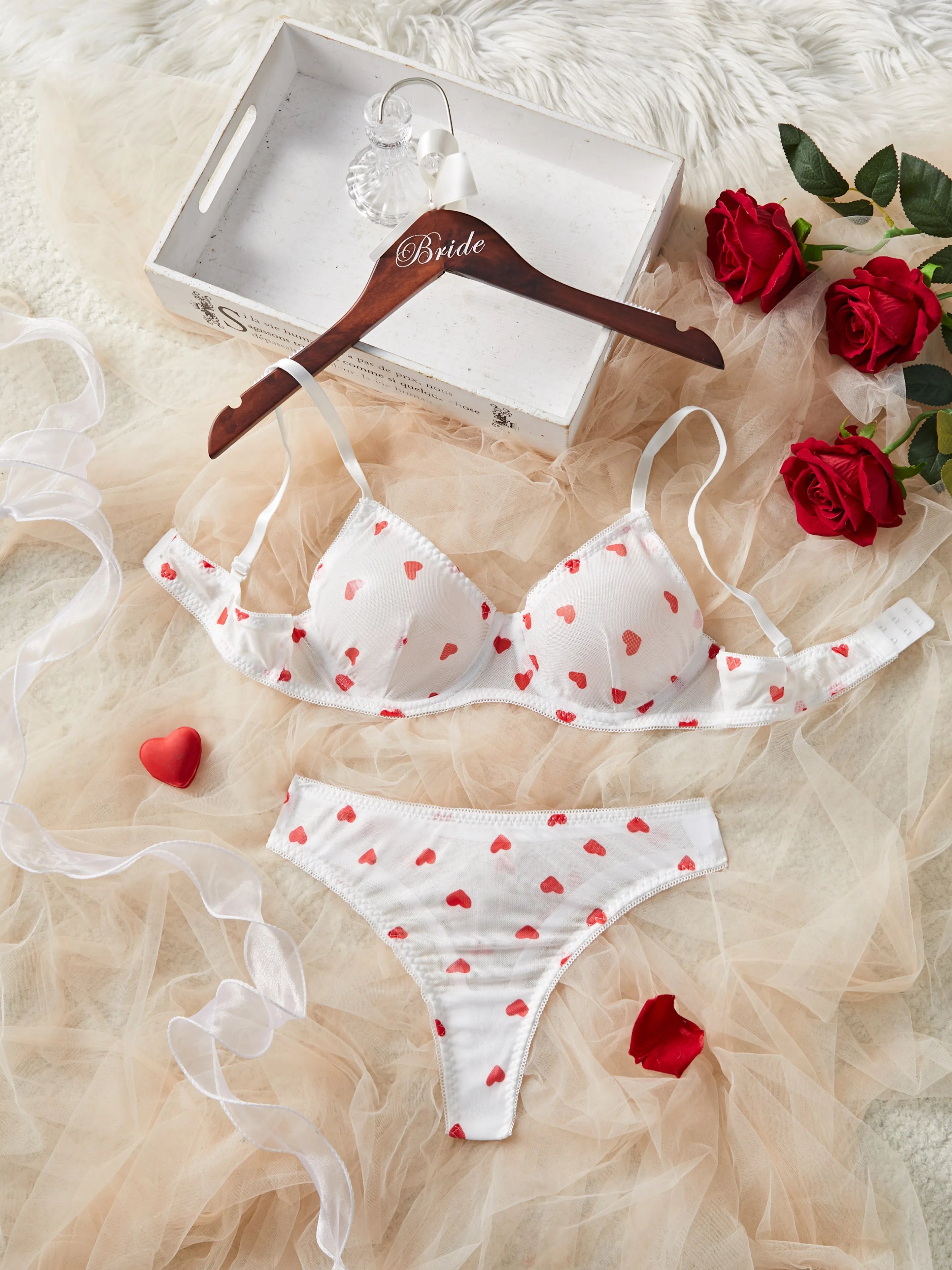 Alluring Romantic Lace Thin Straps Bra And Briefs Set With Adjustable Back Com