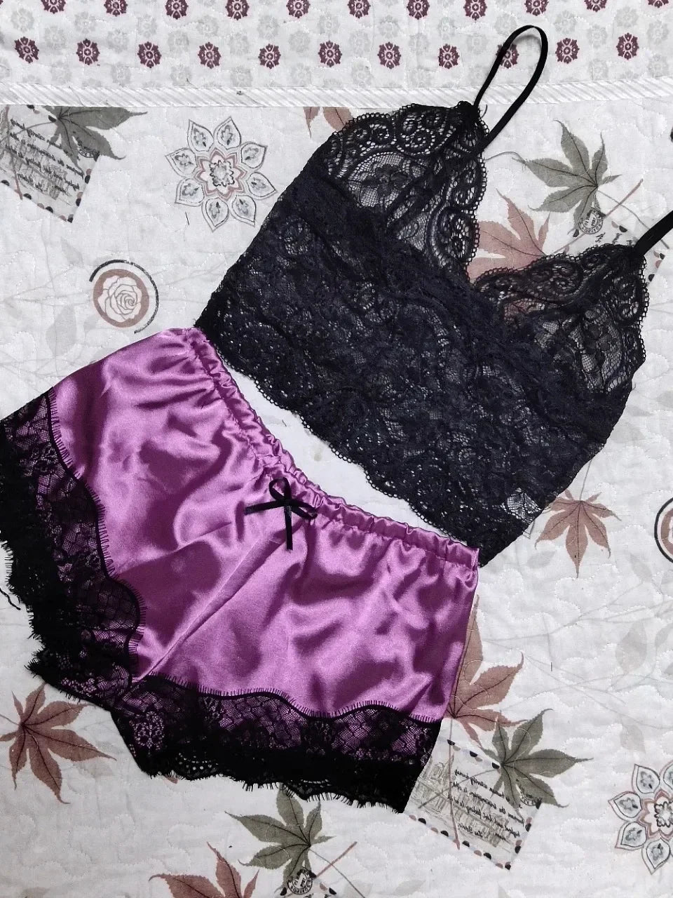 Sleepwear Womens Pajamas Set Lace Nachtkleding Lingerie Sleeveless V-Neck Tops and Shorts Sets Nightwear Loungewear