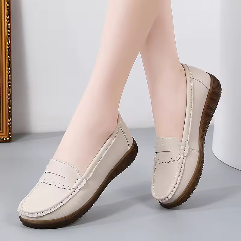 Soft Rubber Round Toe Genuine Leather Flats Platform Slip On Loafers
