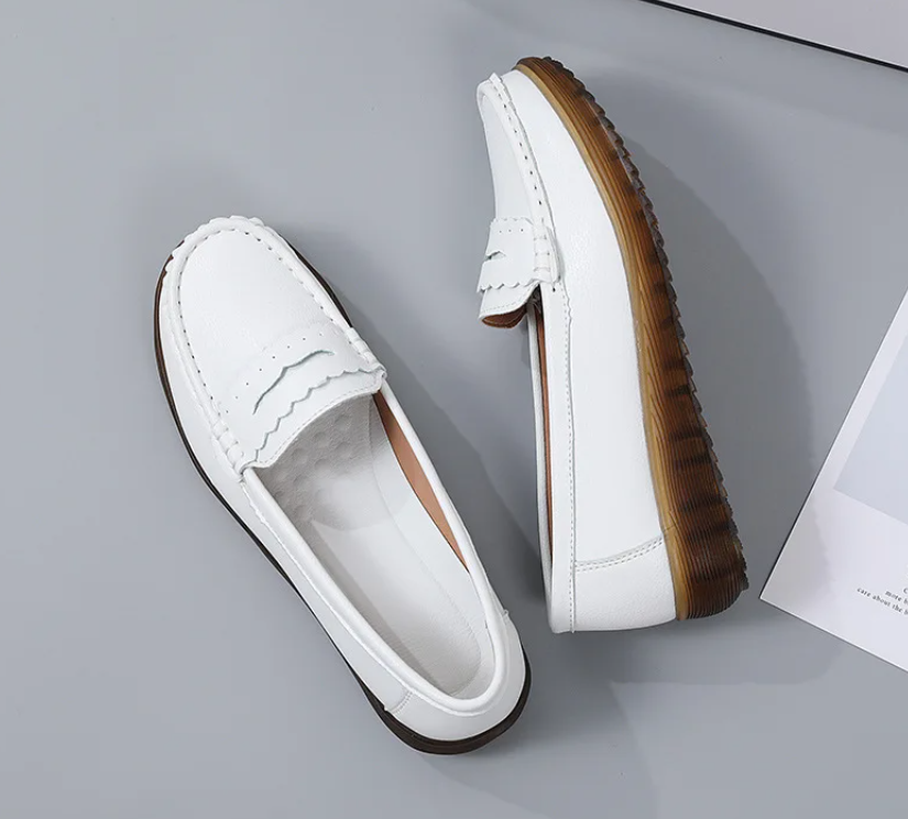 Soft Rubber Round Toe Genuine Leather Flats Platform Slip On Loafers