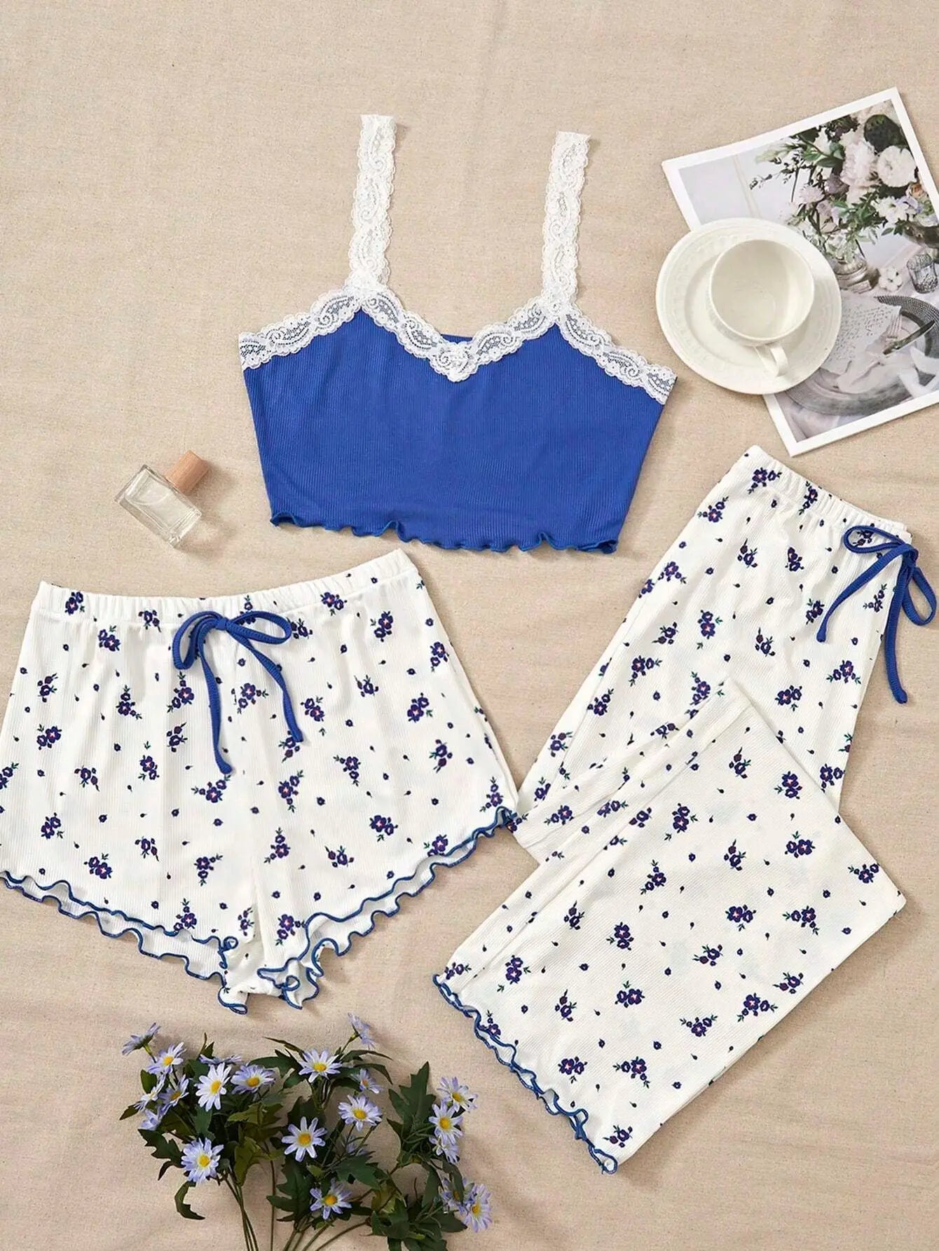 Spring Autumn Heart-Shaped Printed Three Piece Pajamas Set Vest Shorts and Pants Homewear Casual Sleepwear
