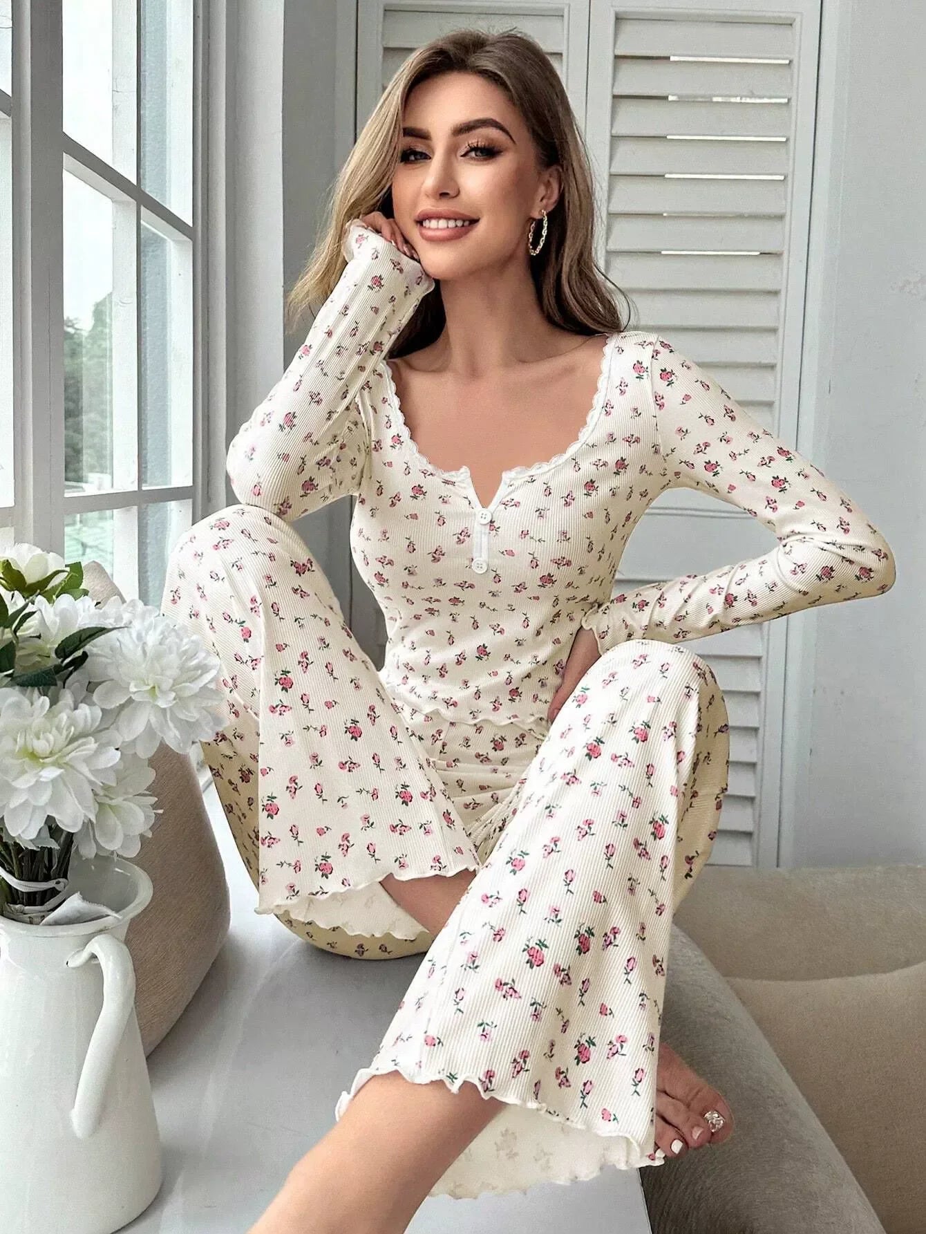 Spring Summer Sleepwear Pajamas Floral Print Lettuce Trim Pajamas Set Tops and Long Trousers Loungewear Nightwear