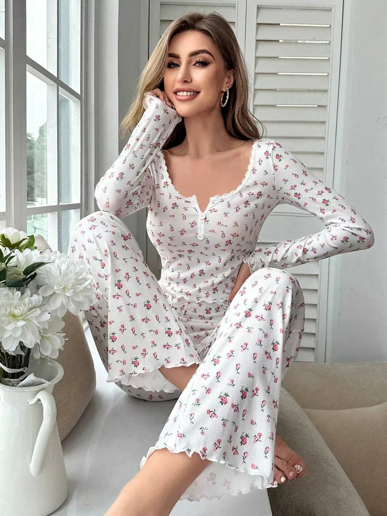 Spring Summer Sleepwear Pajamas Floral Print Lettuce Trim Pajamas Set Tops and Long Trousers Loungewear Nightwear