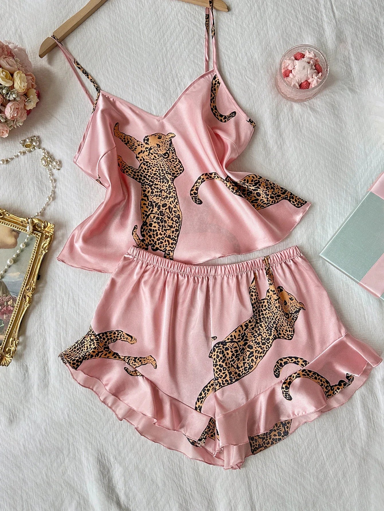 Summer 2-pieces Pink Leopard Printed Pajamas Set