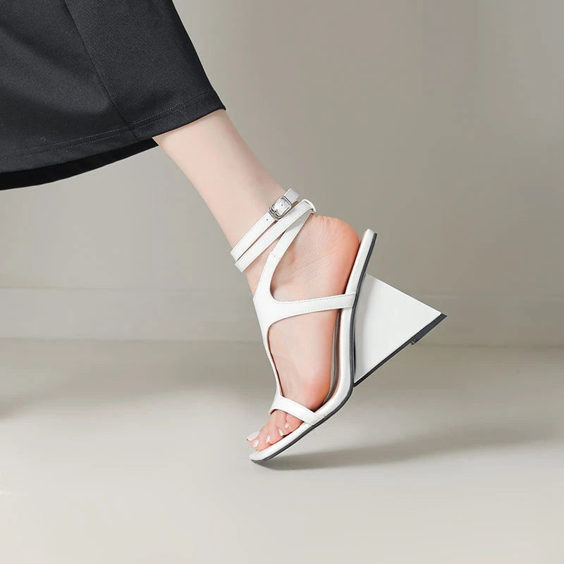 Cross-Strap Buckle Strap Toe Buckle Strap Round High Heels Sandal