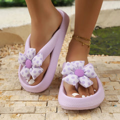 Versatile Comfort Soft Polka Dot Five-Petal Flower Beach Style Flip Flop Slippers