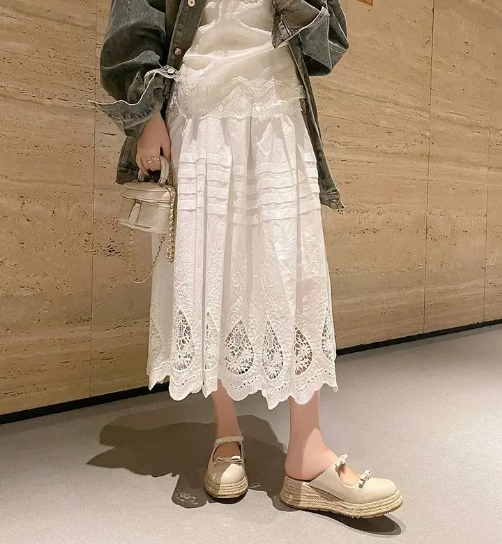 Versatile Decorative Straw Thick-Soled Mules Wedge Heels Sandals