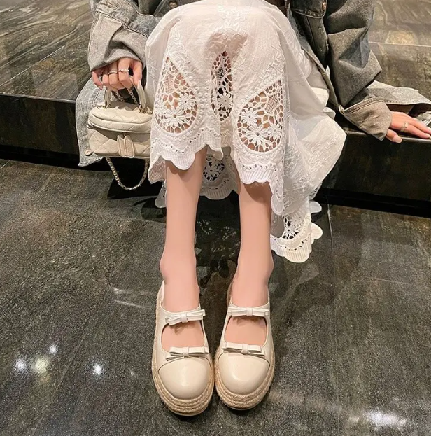 Versatile Decorative Straw Thick-Soled Mules Wedge Heels Sandals