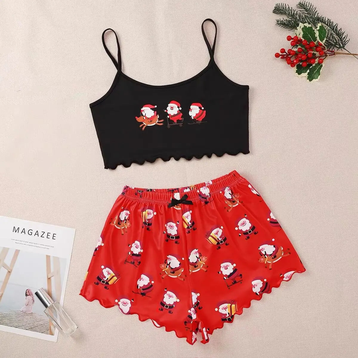 Sleepwear Christmas Santa Print Pajama Set Spaghetti Strap Crew Neck Top and Shorts Set Home Wear Loungewear