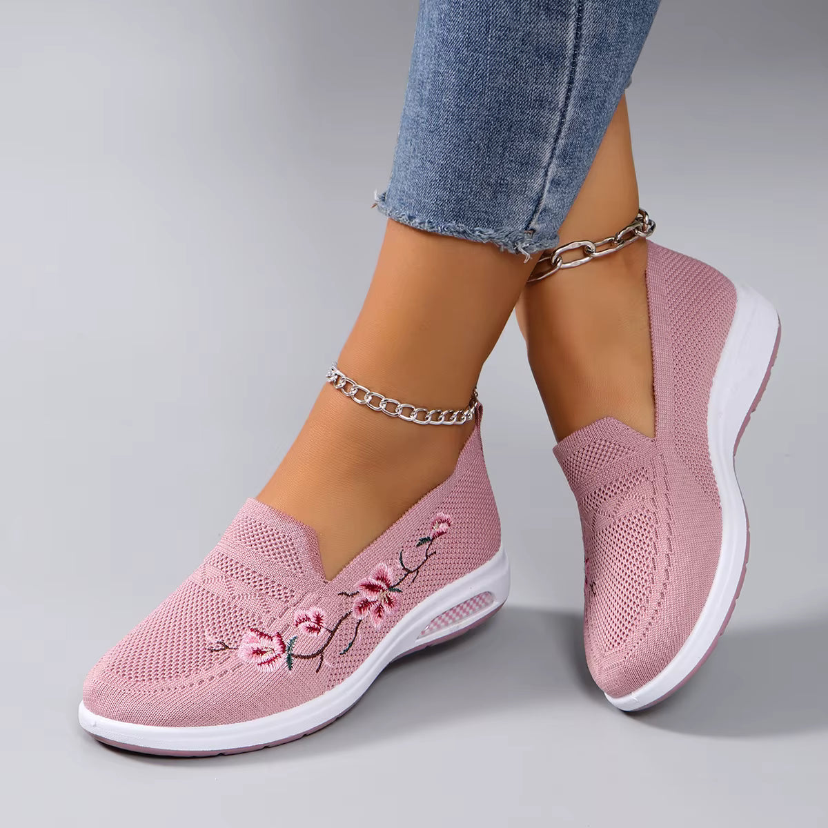 Casual Fashionable Breathable Lightweight Wear-Resistant Sports Shoes