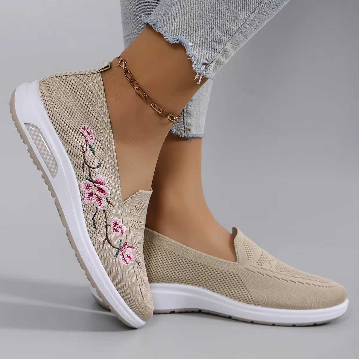 Casual Fashionable Breathable Lightweight Wear-Resistant Sports Shoes